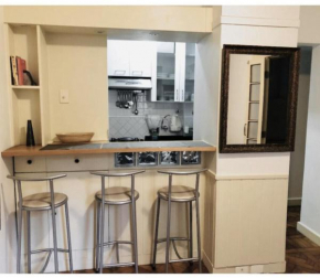 Excelente apto -smart tv- melhor localização no Leblon
